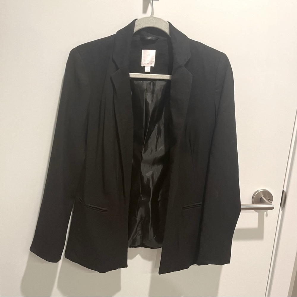 Black Lauren Condrad relaxed fit blazer, size xs